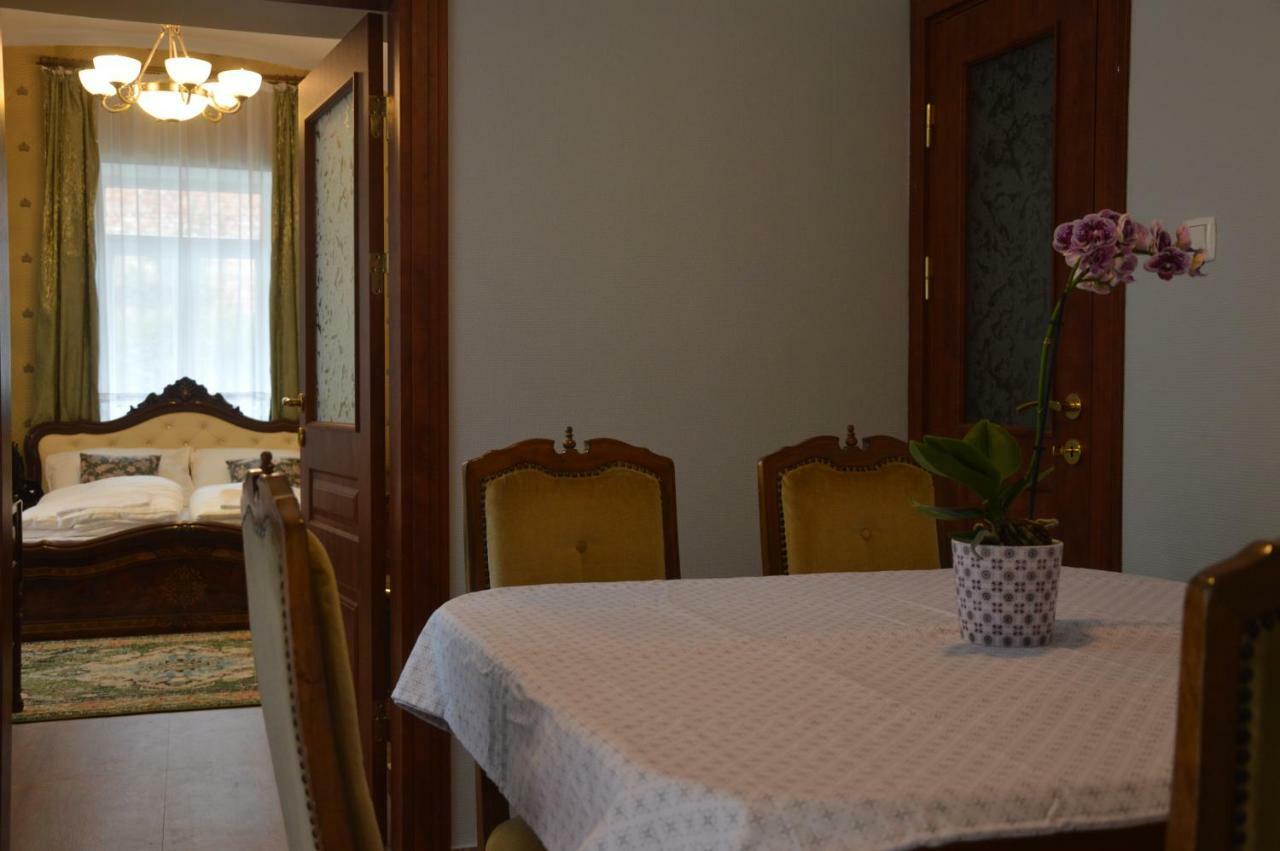 My-Lord Luxapartman Eger Bagian luar foto