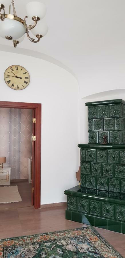 My-Lord Luxapartman Eger Bagian luar foto