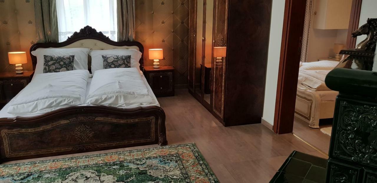 My-Lord Luxapartman Eger Bagian luar foto