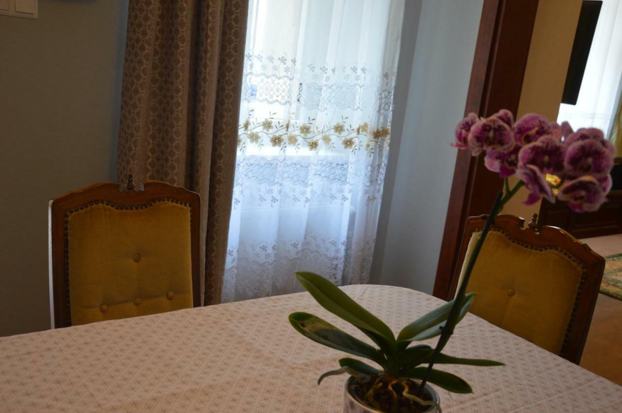 My-Lord Luxapartman Eger Bagian luar foto
